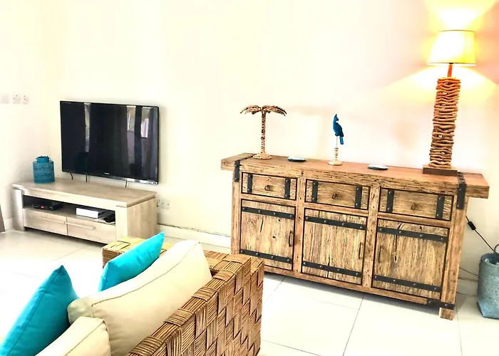 Blue Lagoon Seafront Penthouse Apartment