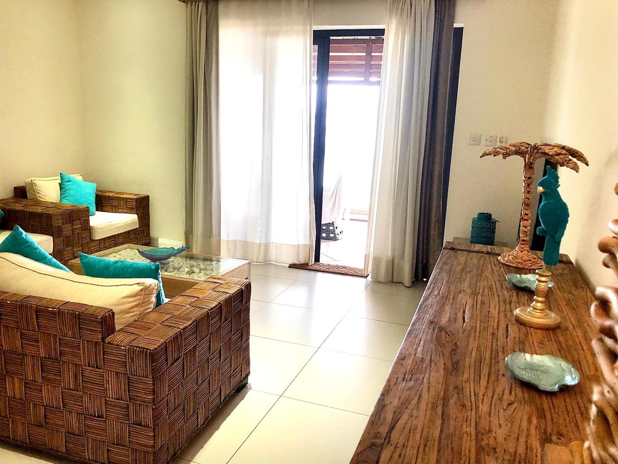 Blue Lagoon Seafront Penthouse Apartment Flic en Flac